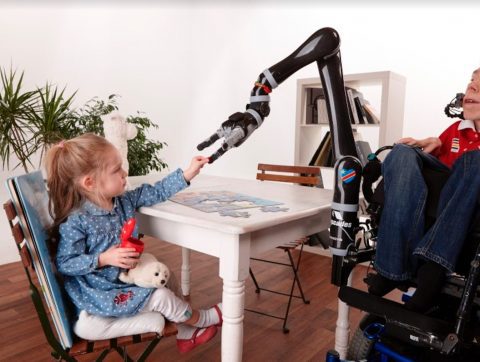 [Entrevue] Des robots au service du handicap