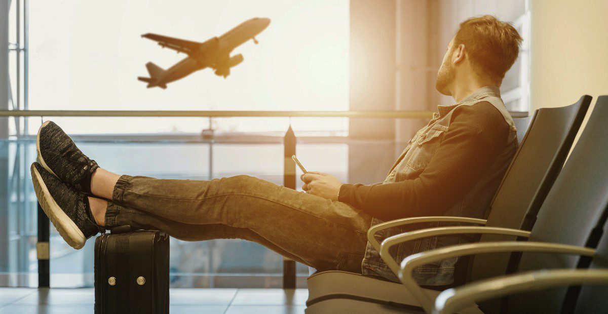 Vols annulés, retards et pertes de bagages : l’IA peut-elle aider les aéroports à sortir du chaos ?