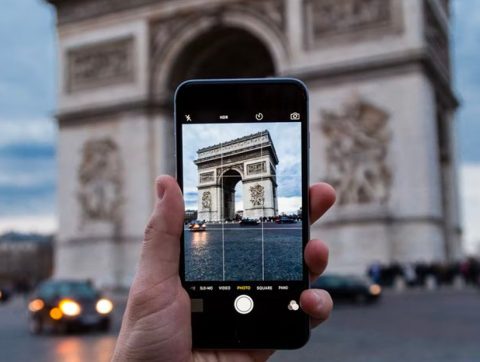 Le top 5 des applis mobiles en IA pour mieux voyager cet été