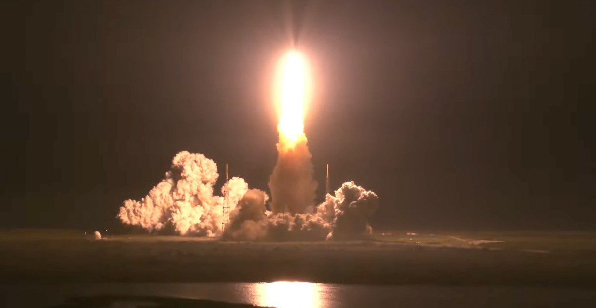 [VIDÉO] Artemis 1 : la fusée a enfin décollé vers la Lune