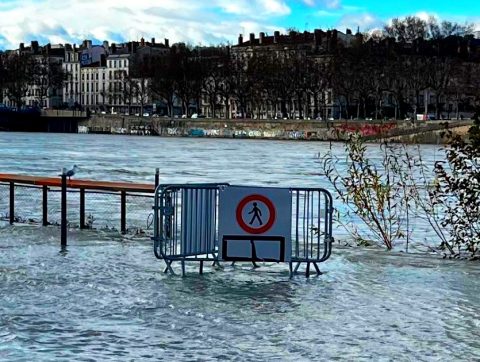 Inondations plus fréquentes dues au réchauffement climatique : mieux s’y préparer